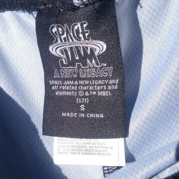 NWOT- Space jam a new legacy, tune squad boys black shorts. Size 6-7 S. …​​​​​ - Picture 4 of 5